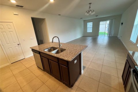House in Orlando, Florida 4 bedrooms, 173.91 sq.m. № 1842095 - photo 25