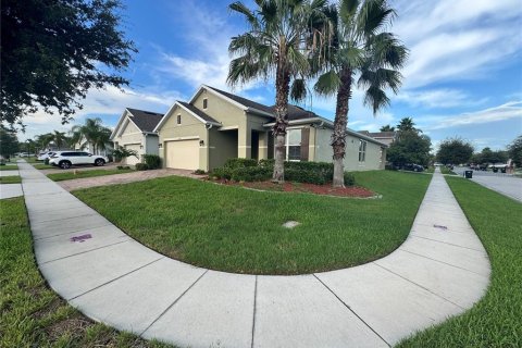 House in Orlando, Florida 4 bedrooms, 173.91 sq.m. № 1842095 - photo 11