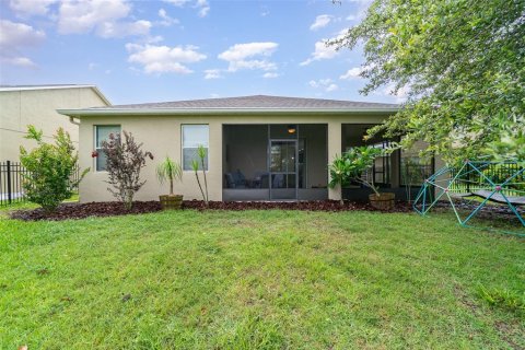 House in Apopka, Florida 3 bedrooms, 170.66 sq.m. № 1773828 - photo 26