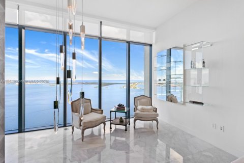 Condo in Miami, Florida, 3 bedrooms  № 1996194 - photo 2