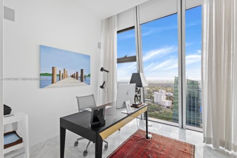 Condo in Miami, Florida, 3 bedrooms  № 1996194 - photo 26