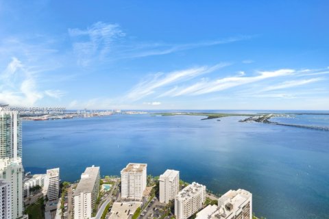 Condo in Miami, Florida, 3 bedrooms  № 1996194