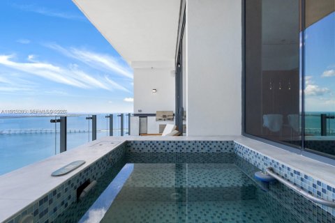 Condo in Miami, Florida, 3 bedrooms  № 1996194 - photo 5