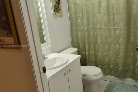 Townhouse in Miami, Florida 3 bedrooms, 152.73 sq.m. № 1768260 - photo 13