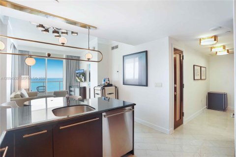 Copropriété à vendre à Miami Beach, Floride: 1 chambre, 71.63 m2 № 2154856 - photo 18