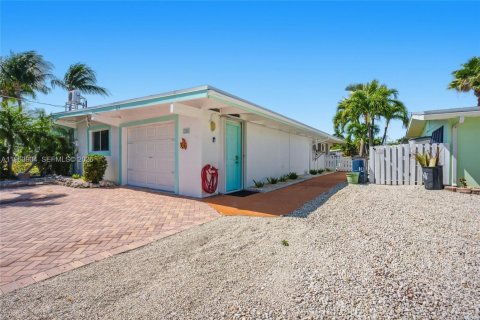 Casa en venta en Marathon, Florida, 2 dormitorios, 88.44 m2 № 2081058 - foto 4