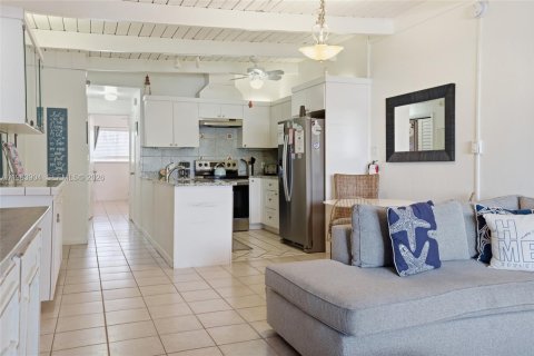 Casa en venta en Marathon, Florida, 2 dormitorios, 88.44 m2 № 2081058 - foto 9