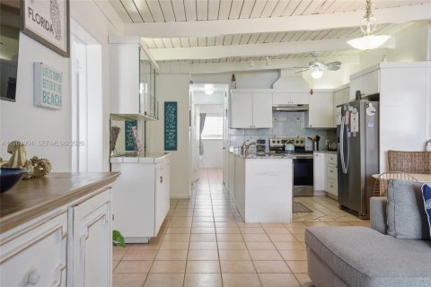 Casa en venta en Marathon, Florida, 2 dormitorios, 88.44 m2 № 2081058 - foto 18