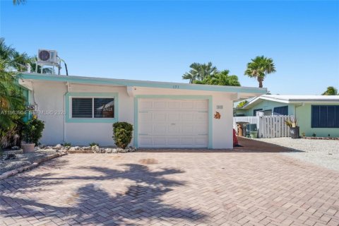 Casa en venta en Marathon, Florida, 2 dormitorios, 88.44 m2 № 2081058 - foto 2