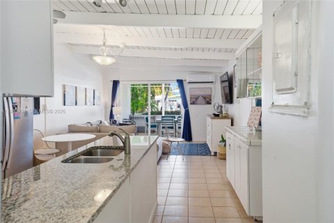 Casa en venta en Marathon, Florida, 2 dormitorios, 88.44 m2 № 2081058 - foto 8
