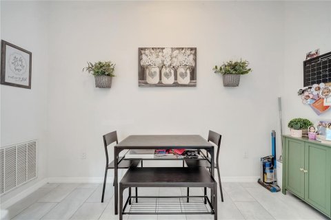Adosado en alquiler en Kissimmee, Florida, 5 dormitorios, 202.16 m2 № 1829435 - foto 17