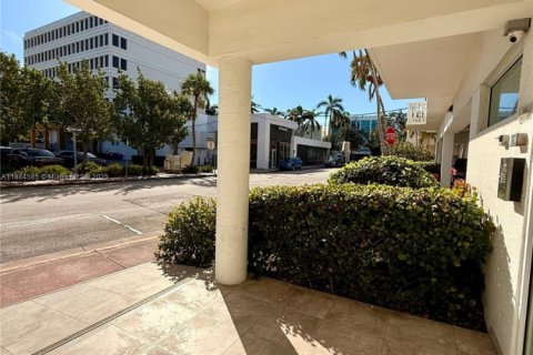 Copropriété à vendre à Miami Beach, Floride: 1 chambre, 72 m2 № 2154679 - photo 27