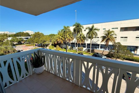 Copropriété à vendre à Miami Beach, Floride: 1 chambre, 72 m2 № 2154679 - photo 3
