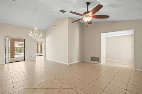 House in Safety Harbor, Florida 3 bedrooms, 219.81 sq.m. № 1876294 - photo 23