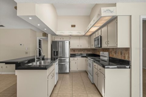 House in Safety Harbor, Florida 3 bedrooms, 219.81 sq.m. № 1876294 - photo 10