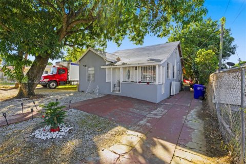 Купить виллу или дом в Майами, Флорида 5 спален, 186.73м2, № 2048133 - фото 8