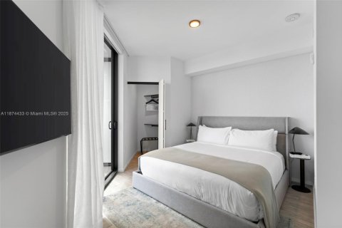 Condo in Miami, Florida, 1 bedroom № 1926884 - photo 8