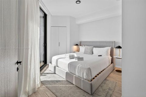 Condominio en venta en Miami, Florida, 1 dormitorio, 61.78 m2 № 1926884 - foto 16