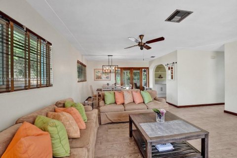 Villa ou maison à vendre à Tequesta, Floride: 3 chambres, 125.42 m2 № 1707360 - photo 12