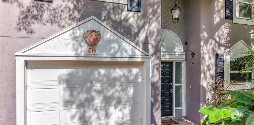 Townhouse in Orlando, Florida 3 bedrooms, 174.47 sq.m. № 2198963