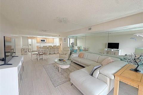 Copropriété à louer à Clearwater, Floride: 2 chambres, 120.59 m2 № 2105086 - photo 18