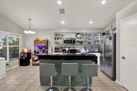 Villa ou maison à vendre à Brandon, Floride: 3 chambres, 157.38 m2 № 2408034 - photo 11
