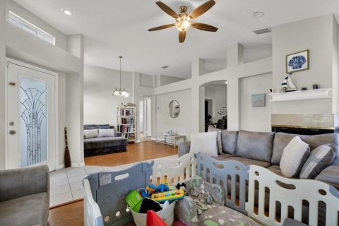 Villa ou maison à vendre à Brandon, Floride: 3 chambres, 157.38 m2 № 2408034 - photo 5