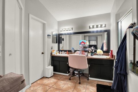 Villa ou maison à vendre à Brandon, Floride: 3 chambres, 157.38 m2 № 2408034 - photo 16