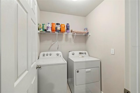 House in Punta Gorda, Florida 3 bedrooms, 128.95 sq.m. № 1826816 - photo 27