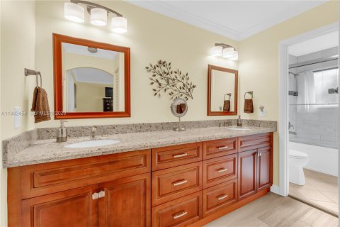 Casa en venta en Deerfield Beach, Florida, 3 dormitorios, 189.52 m2 № 2002386 - foto 7