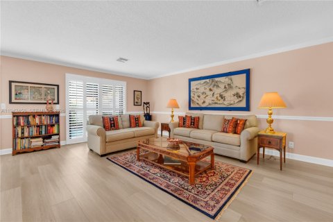 Casa en venta en Deerfield Beach, Florida, 3 dormitorios, 189.52 m2 № 2002386 - foto 17