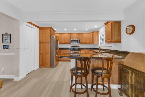 Casa en venta en Deerfield Beach, Florida, 3 dormitorios, 189.52 m2 № 2002386 - foto 24