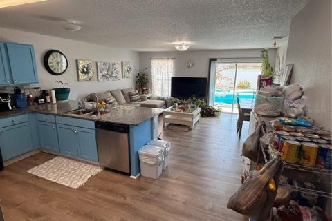 Casa en venta en Poinciana, Florida, 4 dormitorios, 134.62 m2 № 2149080 - foto 14