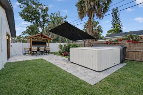 House in Saint Petersburg, Florida 2 bedrooms, 95.32 sq.m. № 2277244 - photo 20