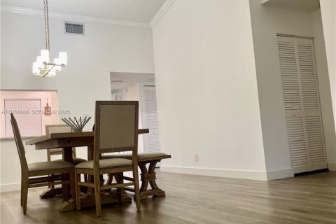 Condominio en venta en Coconut Creek, Florida, 2 dormitorios, 100.24 m2 № 1992284 - foto 6