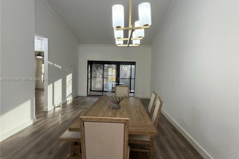 Condominio en venta en Coconut Creek, Florida, 2 dormitorios, 100.24 m2 № 1992284 - foto 5