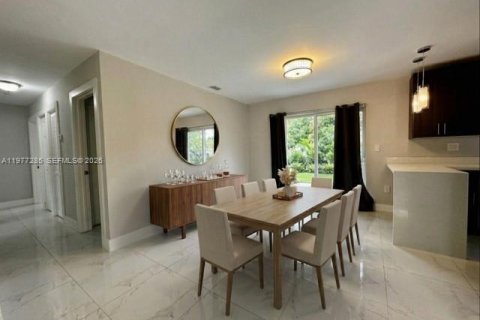 Купить виллу или дом в Норт-Майами, Флорида 3 спальни, 110.37м2, № 2046073 - фото 9