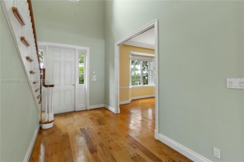 House in Fort Lauderdale, Florida 4 bedrooms, 432 sq.m. № 2069604 - photo 19