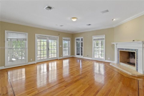 House in Fort Lauderdale, Florida 4 bedrooms, 432 sq.m. № 2069604 - photo 27