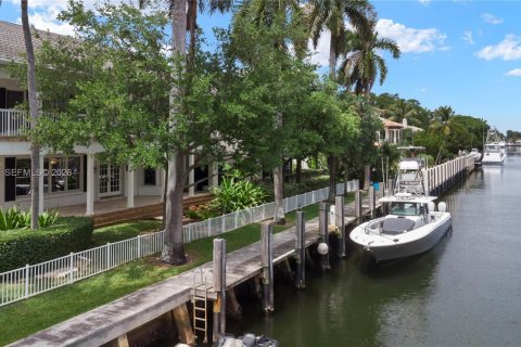 House in Fort Lauderdale, Florida 4 bedrooms, 432 sq.m. № 2069604 - photo 6