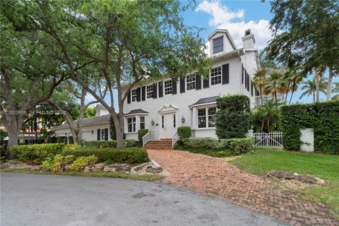 House in Fort Lauderdale, Florida 4 bedrooms, 432 sq.m. № 2069604 - photo 7