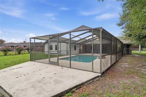 Casa en venta en Winter Haven, Florida, 4 dormitorios, 224.82 m2 № 2266302 - foto 29