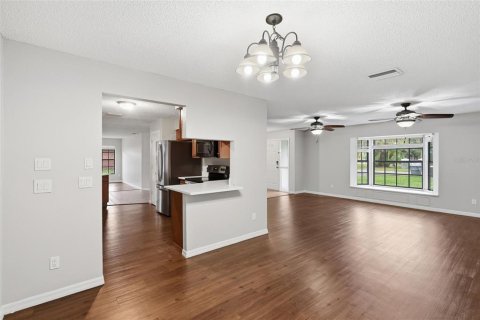 Casa en venta en Winter Haven, Florida, 4 dormitorios, 224.82 m2 № 2266302 - foto 15