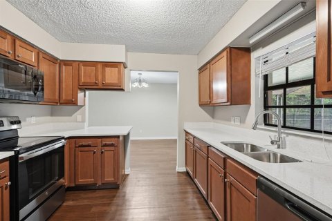 Casa en venta en Winter Haven, Florida, 4 dormitorios, 224.82 m2 № 2266302 - foto 13
