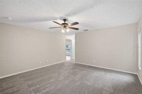 Casa en venta en Winter Haven, Florida, 4 dormitorios, 224.82 m2 № 2266302 - foto 18