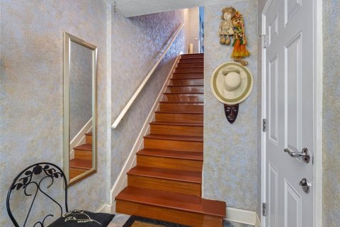 Townhouse in North Redington Beach, Florida 3 bedrooms, 211.26 sq.m. № 1856771 - photo 17