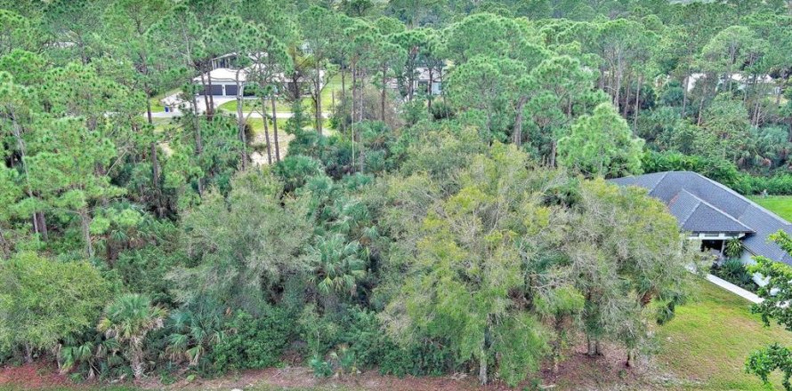 Land in Fort Myers, Florida № 2160089