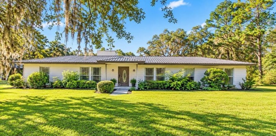 Villa ou maison à Alachua, Floride 3 chambres, 205.96 m2 № 2405479