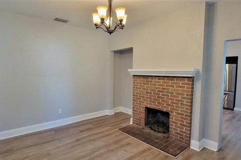 Villa ou maison à louer à Tampa, Floride: 3 chambres, 134.89 m2 № 1895155 - photo 15