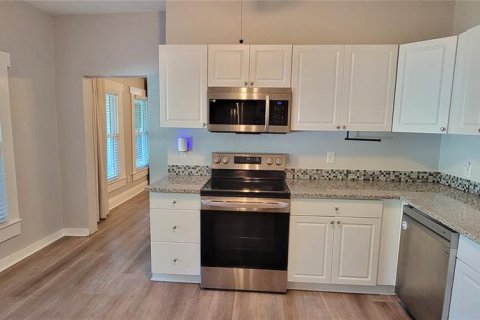 Villa ou maison à louer à Tampa, Floride: 3 chambres, 134.89 m2 № 1895155 - photo 24